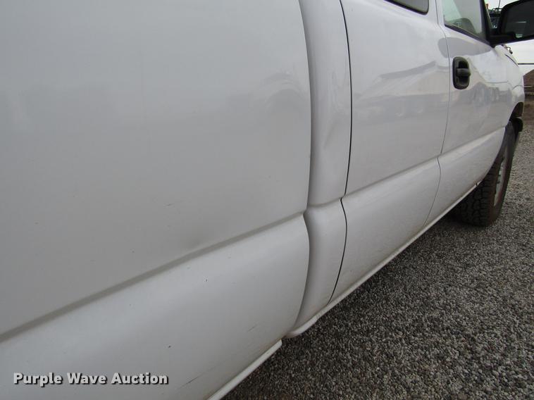 image for item DB6867 2006 Chevrolet Silverado 1500 Ext. Cab pickup truck