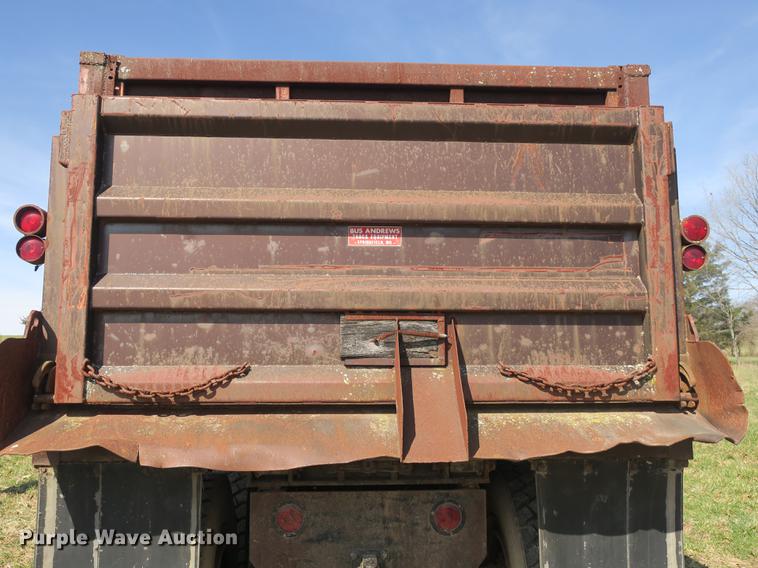 image for item DB8840 1973 White 4000 dump truck