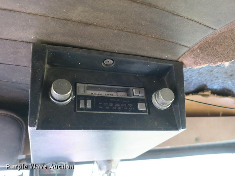 image for item DB8840 1973 White 4000 dump truck