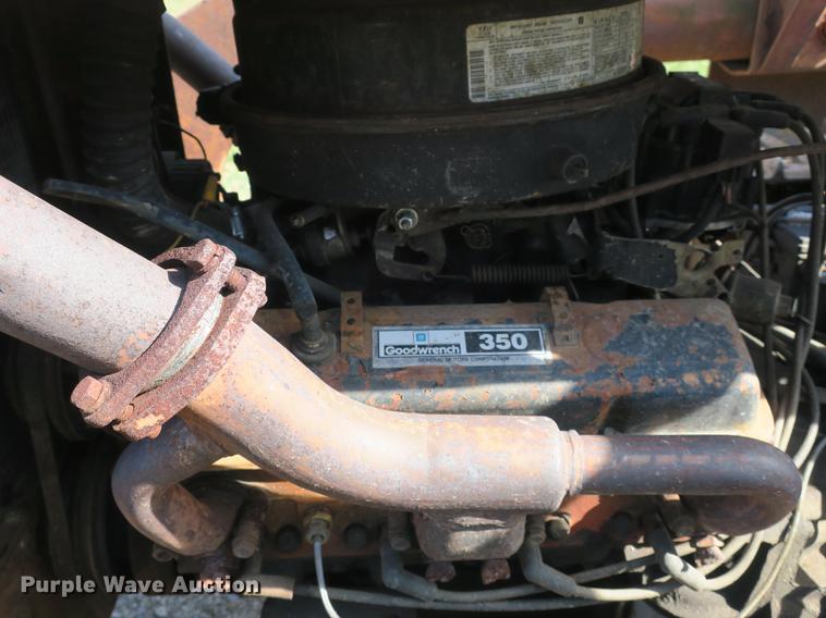 image for item DB8842 International TD9 track loader