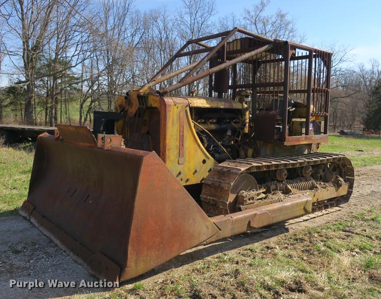image for item DB8843 Caterpillar D7 dozer