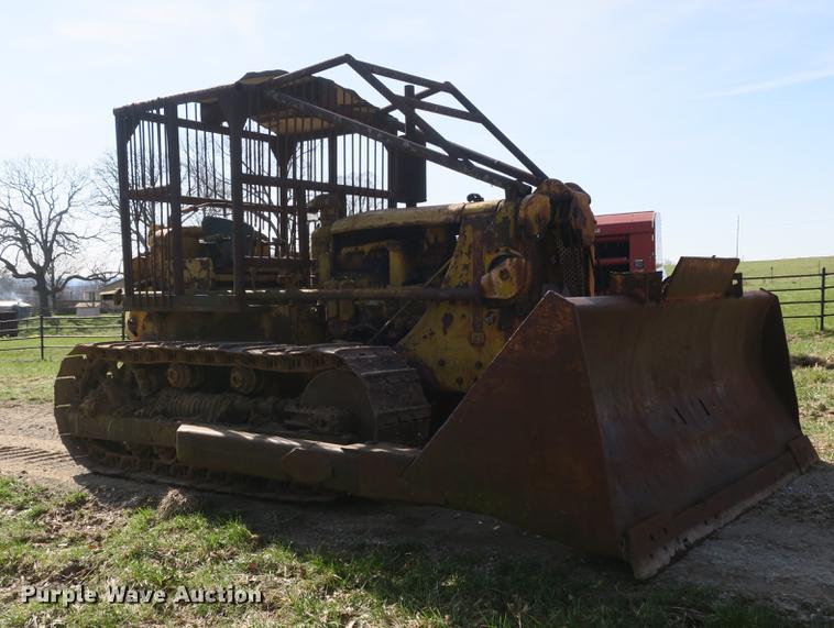 image for item DB8843 Caterpillar D7 dozer