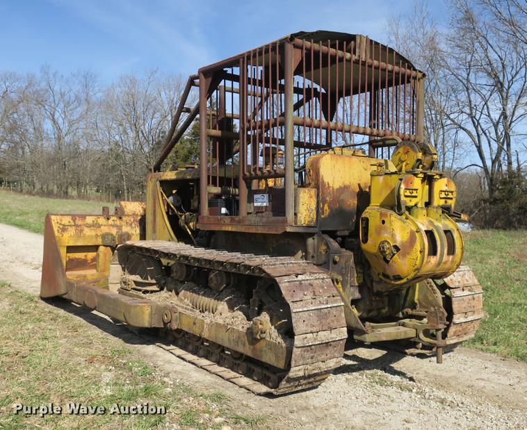 image for item DB8843 Caterpillar D7 dozer