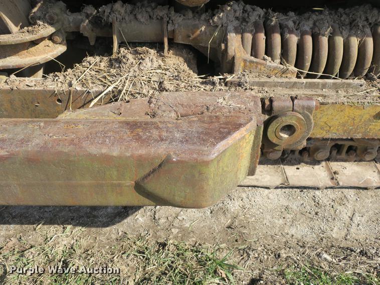 image for item DB8843 Caterpillar D7 dozer