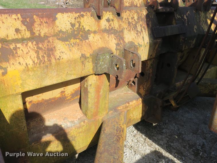 image for item DB8843 Caterpillar D7 dozer