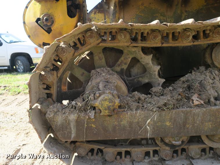 image for item DB8843 Caterpillar D7 dozer