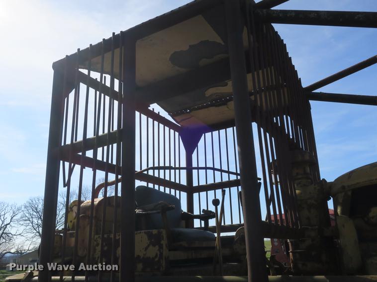 image for item DB8843 Caterpillar D7 dozer