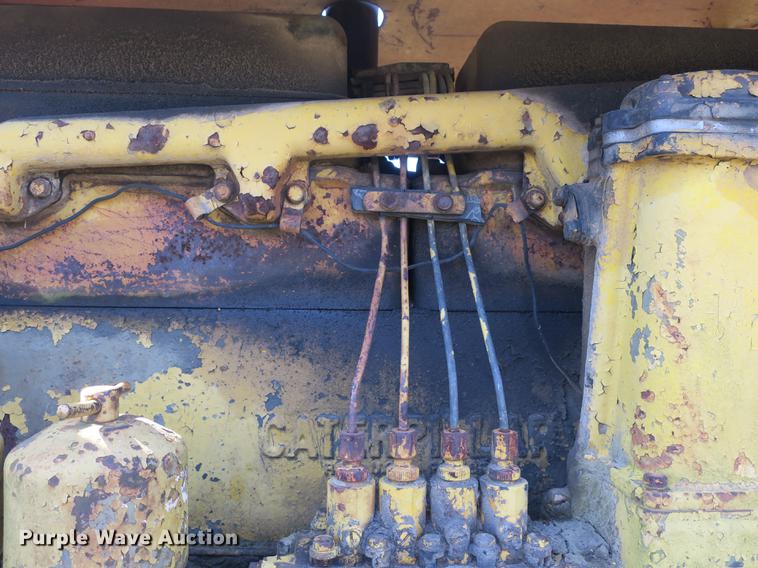 image for item DB8843 Caterpillar D7 dozer