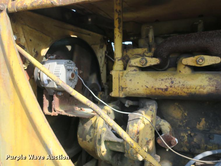 image for item DB8843 Caterpillar D7 dozer