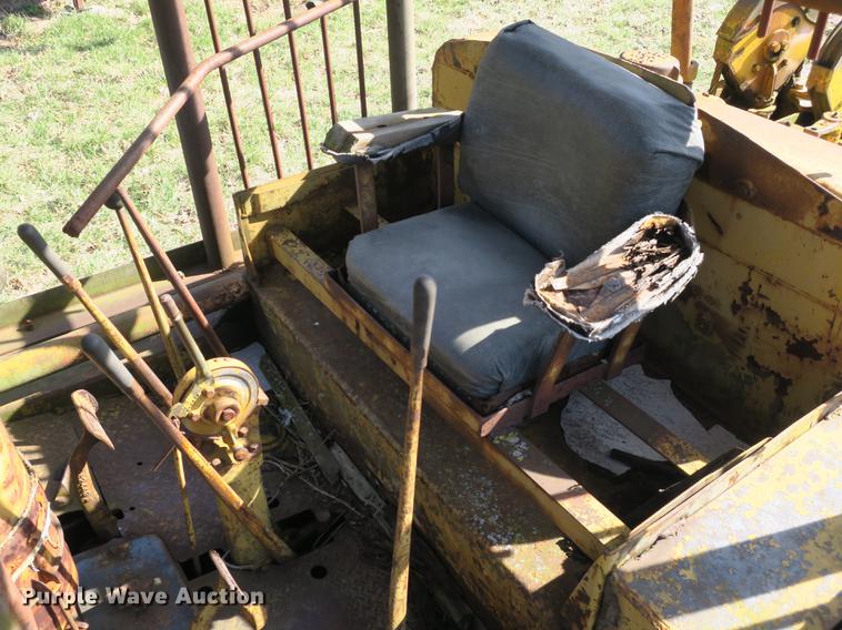 image for item DB8843 Caterpillar D7 dozer