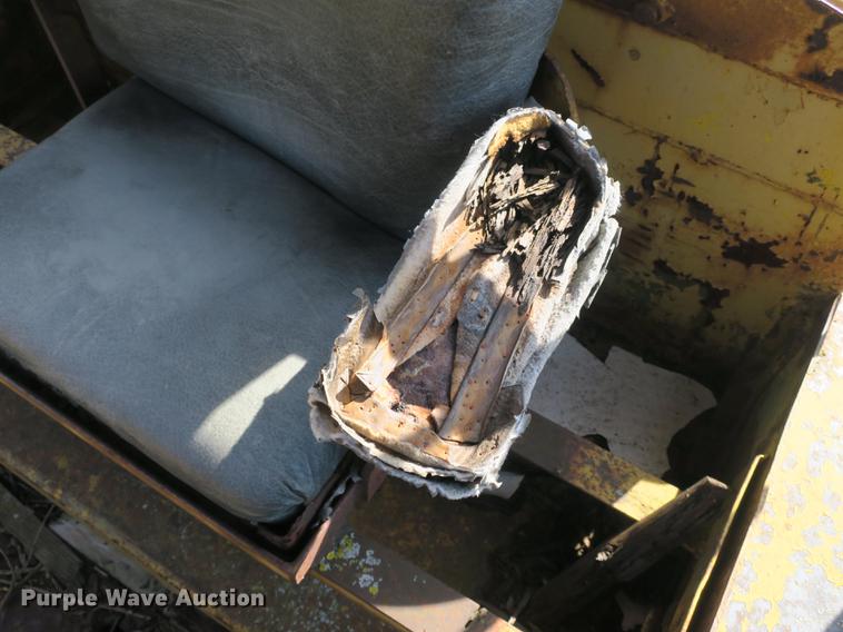 image for item DB8843 Caterpillar D7 dozer