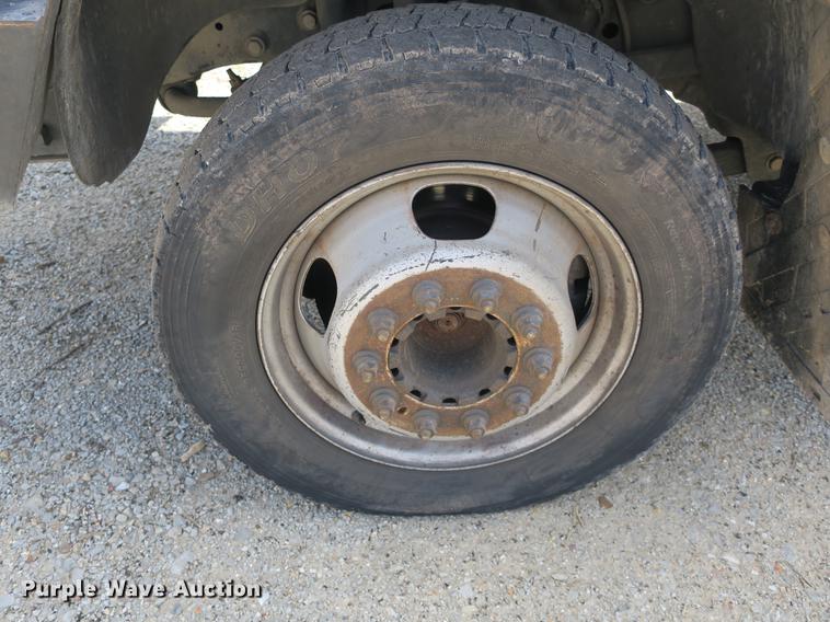 image for item DB8847 2008 Dodge Ram 5500 bucket truck