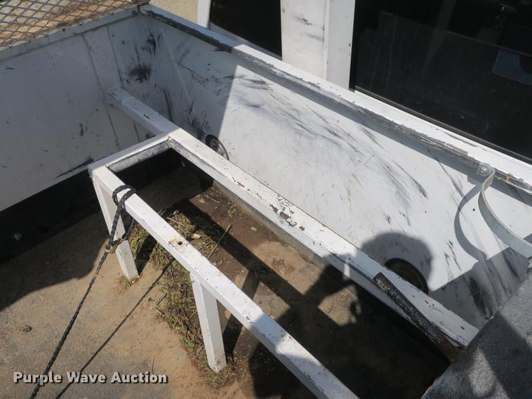 image for item DB8847 2008 Dodge Ram 5500 bucket truck