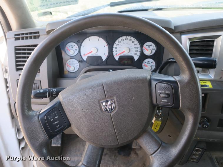 image for item DB8847 2008 Dodge Ram 5500 bucket truck