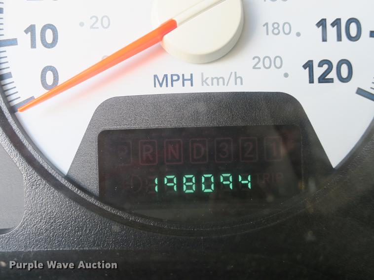 image for item DB8847 2008 Dodge Ram 5500 bucket truck