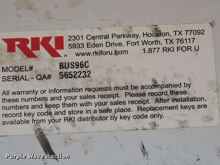 image for item DB8848 2007 Ford F550 SuperCab service truck with crane