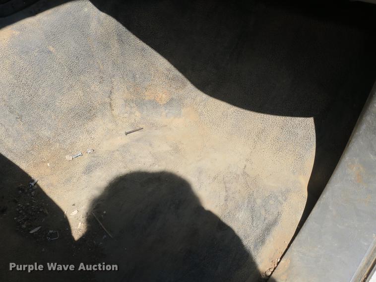 image for item DB8848 2007 Ford F550 SuperCab service truck with crane