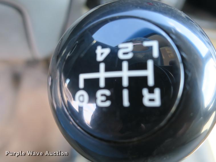 image for item DB8848 2007 Ford F550 SuperCab service truck with crane