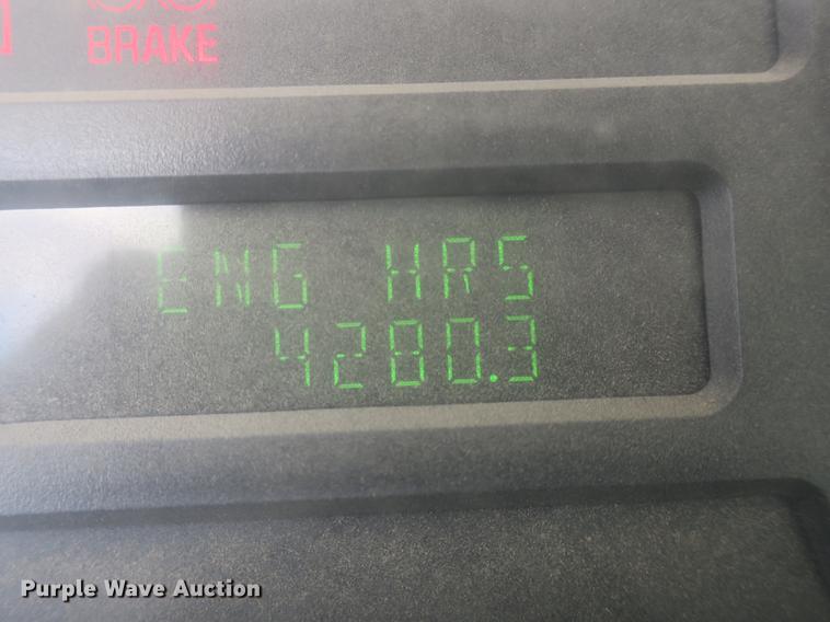 image for item DB8848 2007 Ford F550 SuperCab service truck with crane