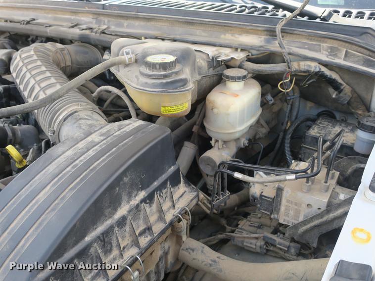 image for item DB8848 2007 Ford F550 SuperCab service truck with crane