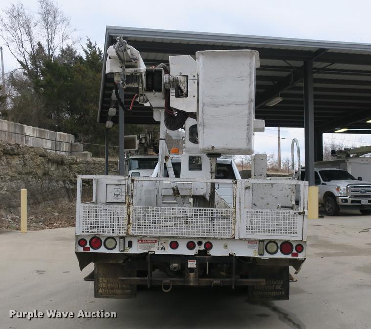 image for item DB8869 2011 Dodge Ram 5500HD bucket truck