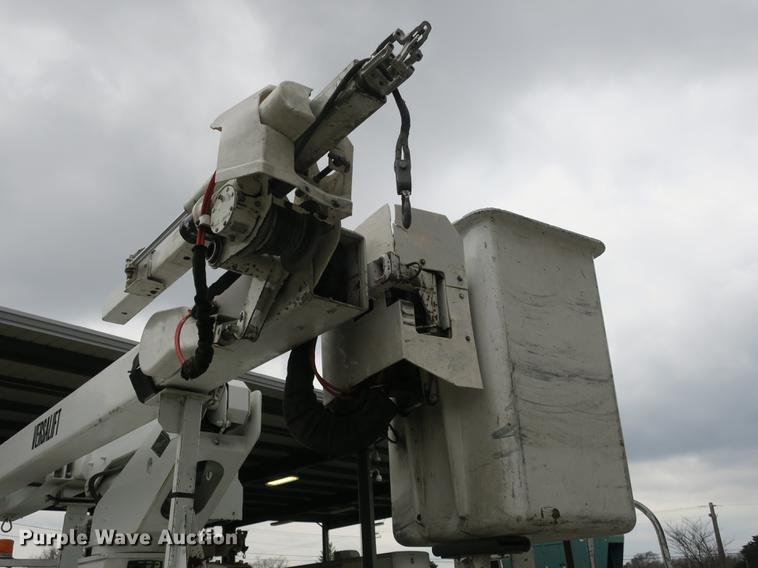 image for item DB8869 2011 Dodge Ram 5500HD bucket truck