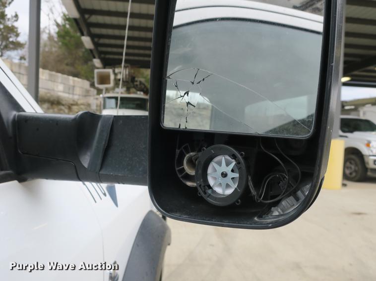 image for item DB8869 2011 Dodge Ram 5500HD bucket truck