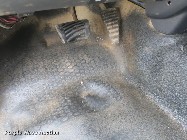 image for item DB8869 2011 Dodge Ram 5500HD bucket truck