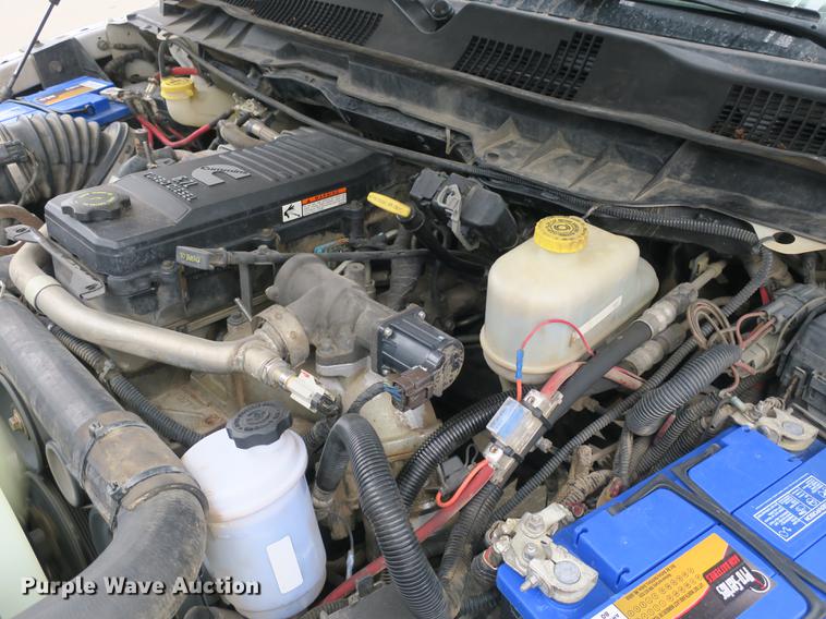 image for item DB8869 2011 Dodge Ram 5500HD bucket truck