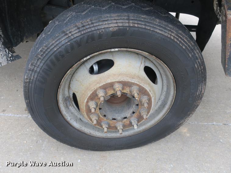 image for item DB8869 2011 Dodge Ram 5500HD bucket truck