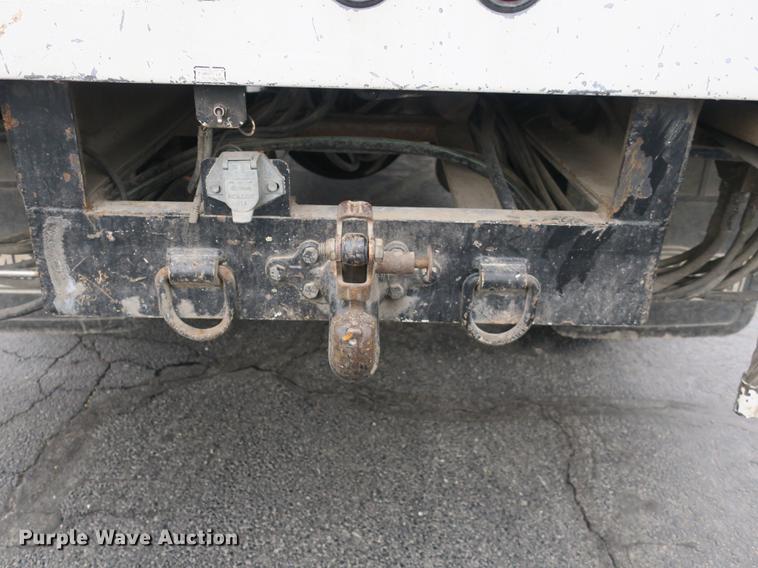 image for item DB8870 1998 Freightliner FL80 bucket truck