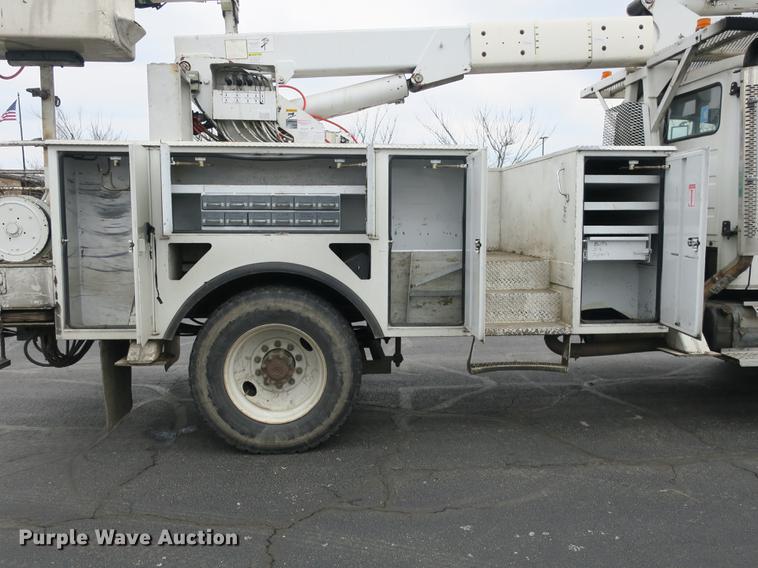image for item DB8870 1998 Freightliner FL80 bucket truck