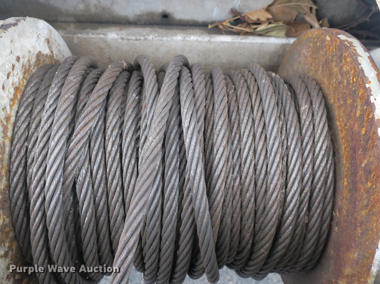 image for item DB8870 1998 Freightliner FL80 bucket truck