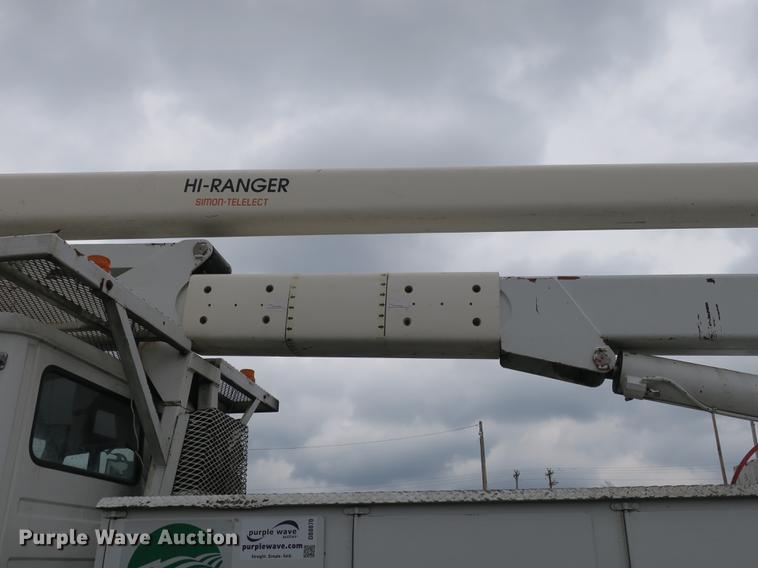 image for item DB8870 1998 Freightliner FL80 bucket truck