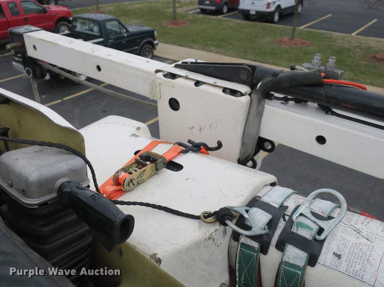 image for item DB8870 1998 Freightliner FL80 bucket truck