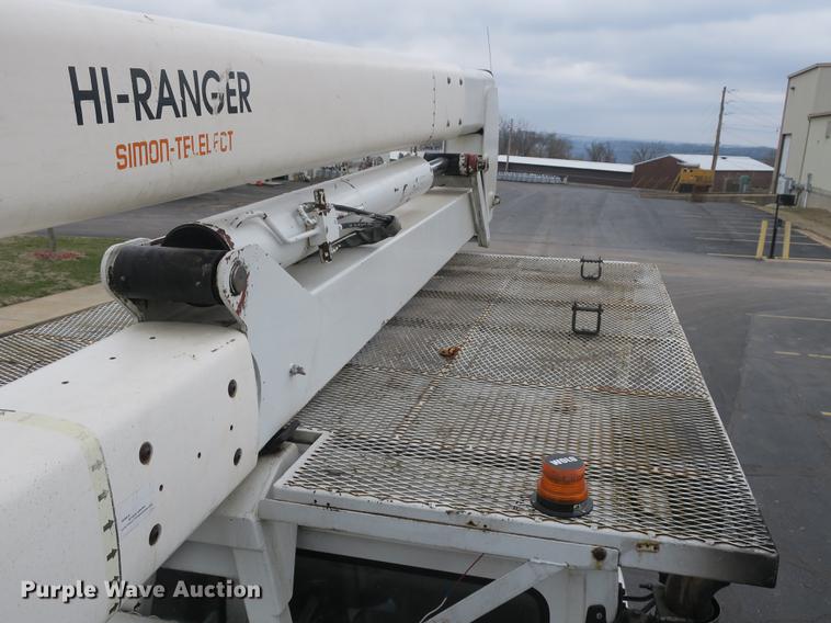image for item DB8870 1998 Freightliner FL80 bucket truck