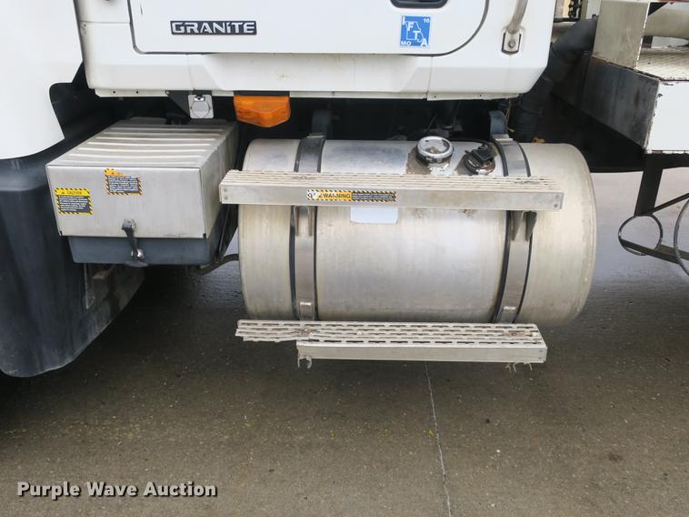 image for item DB8871 2007 Mack Granite CV713 bucket truck