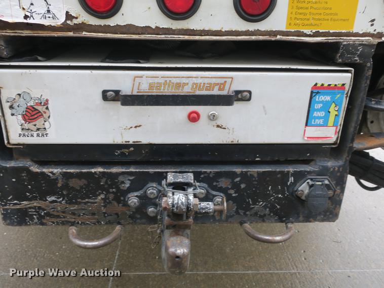 image for item DB8871 2007 Mack Granite CV713 bucket truck