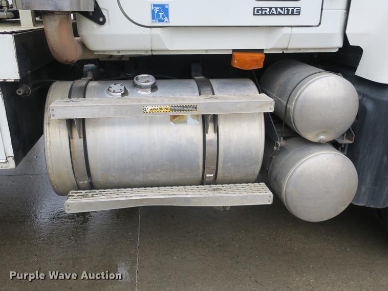 image for item DB8871 2007 Mack Granite CV713 bucket truck