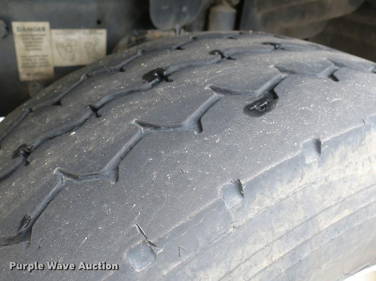 image for item DB8871 2007 Mack Granite CV713 bucket truck