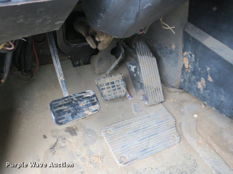 image for item DB8871 2007 Mack Granite CV713 bucket truck