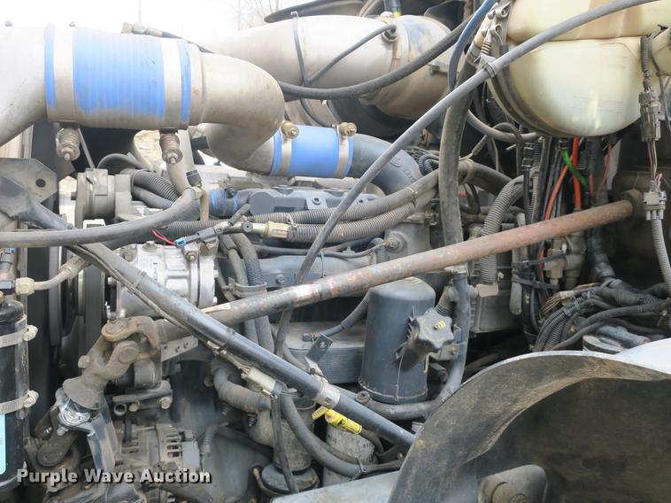 image for item DB8871 2007 Mack Granite CV713 bucket truck