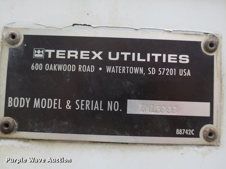 image for item DB8871 2007 Mack Granite CV713 bucket truck