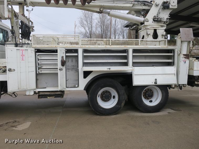 image for item DB8873 2007 Mack Granite CV713 digger derrick truck