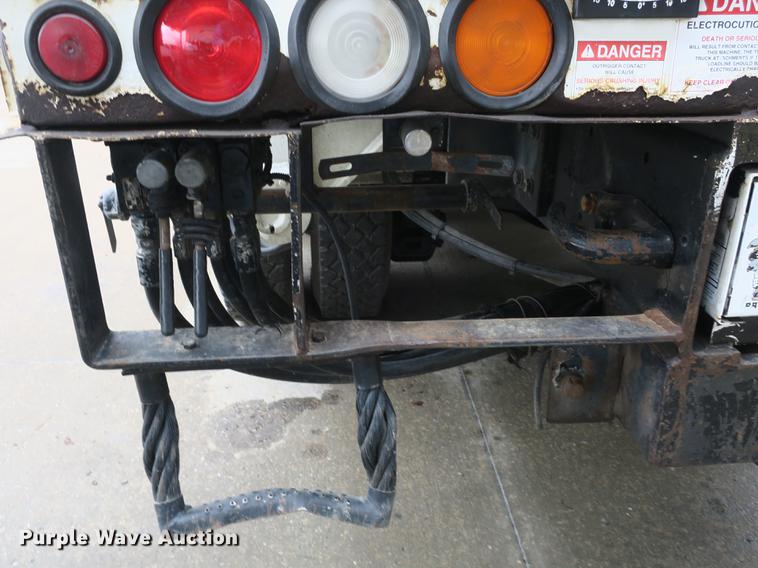 image for item DB8873 2007 Mack Granite CV713 digger derrick truck