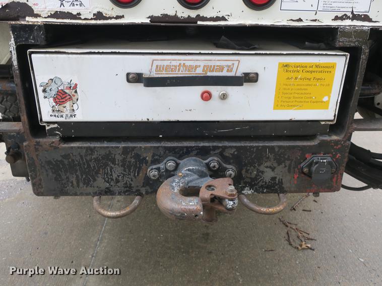 image for item DB8873 2007 Mack Granite CV713 digger derrick truck