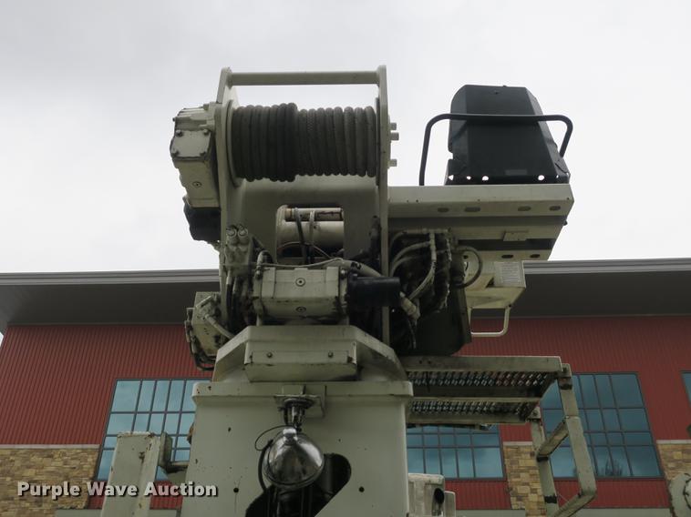 image for item DB8873 2007 Mack Granite CV713 digger derrick truck