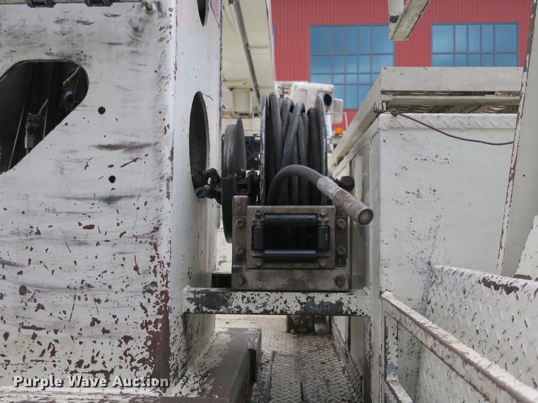 image for item DB8873 2007 Mack Granite CV713 digger derrick truck