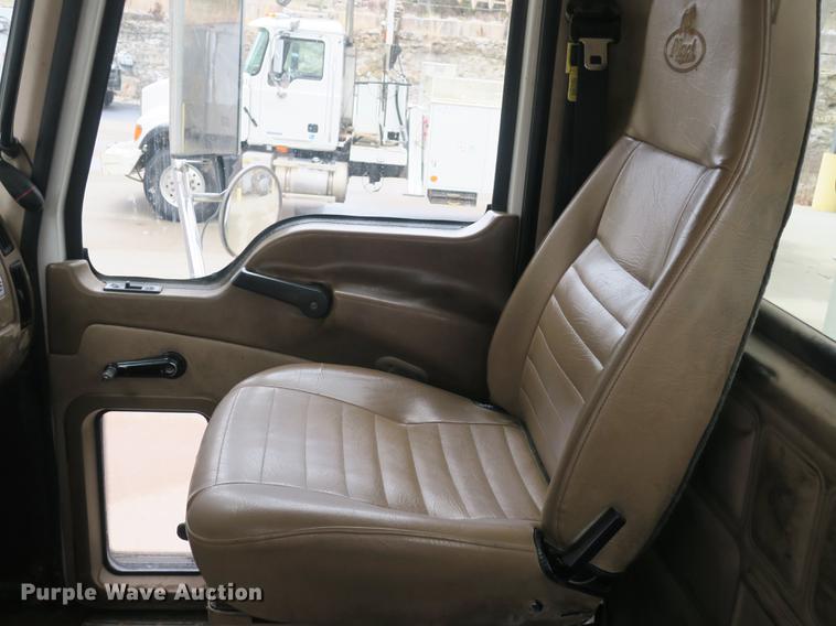 image for item DB8873 2007 Mack Granite CV713 digger derrick truck