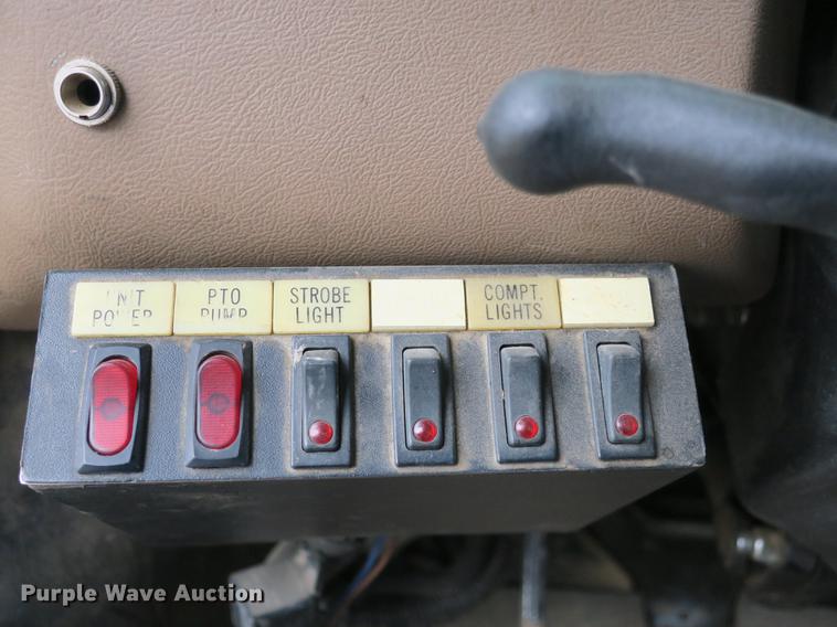 image for item DB8873 2007 Mack Granite CV713 digger derrick truck